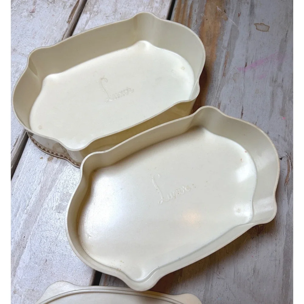 Set (2) Vintage LUXOR Vanity Trinket Dresser Boxes Cameo Design Molded Plastic